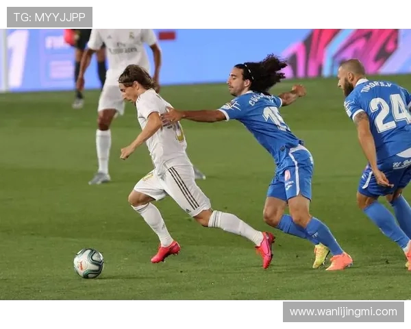 皇家马德里巅峰对决再燃激情豪门争锋见证绿茵荣耀时刻