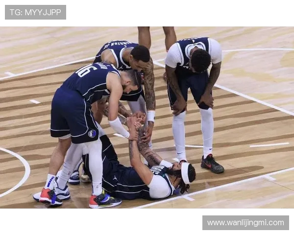 独行侠挑战快船季后赛关键战役 谁将锁定晋级名额