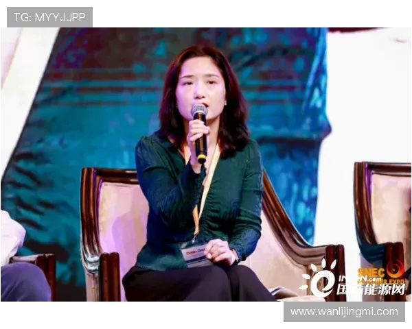 黄娜专访：畅谈英雄联盟职业生涯与未来展望的精彩旅程